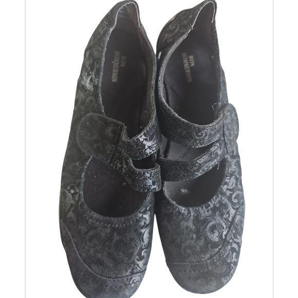 Ros Hommerson Black Velvet Flats with Floral Texture - Picture 5 of 6